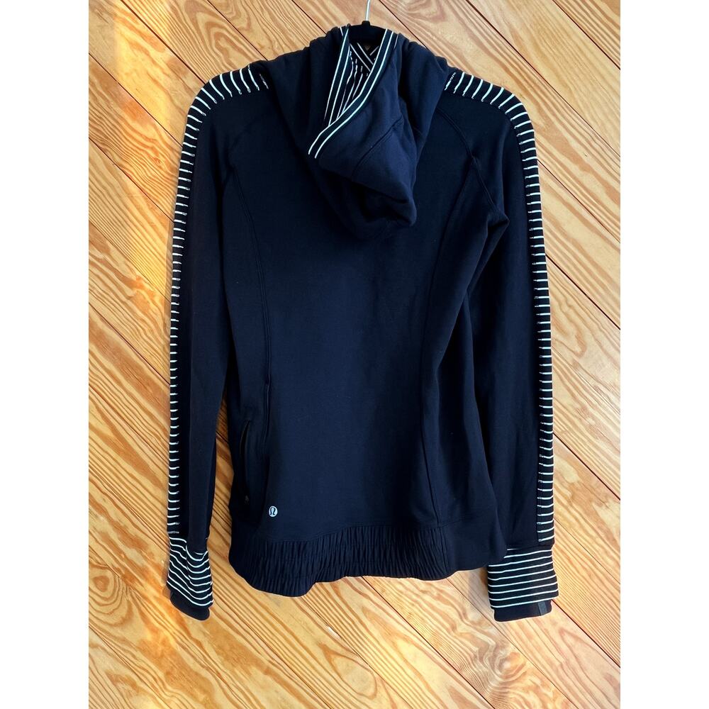 Lululemon Think Fast Hoodie Black Stripe - Picture 5 of 7